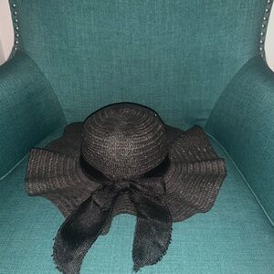 Elegant Black Women's Sun Hat
